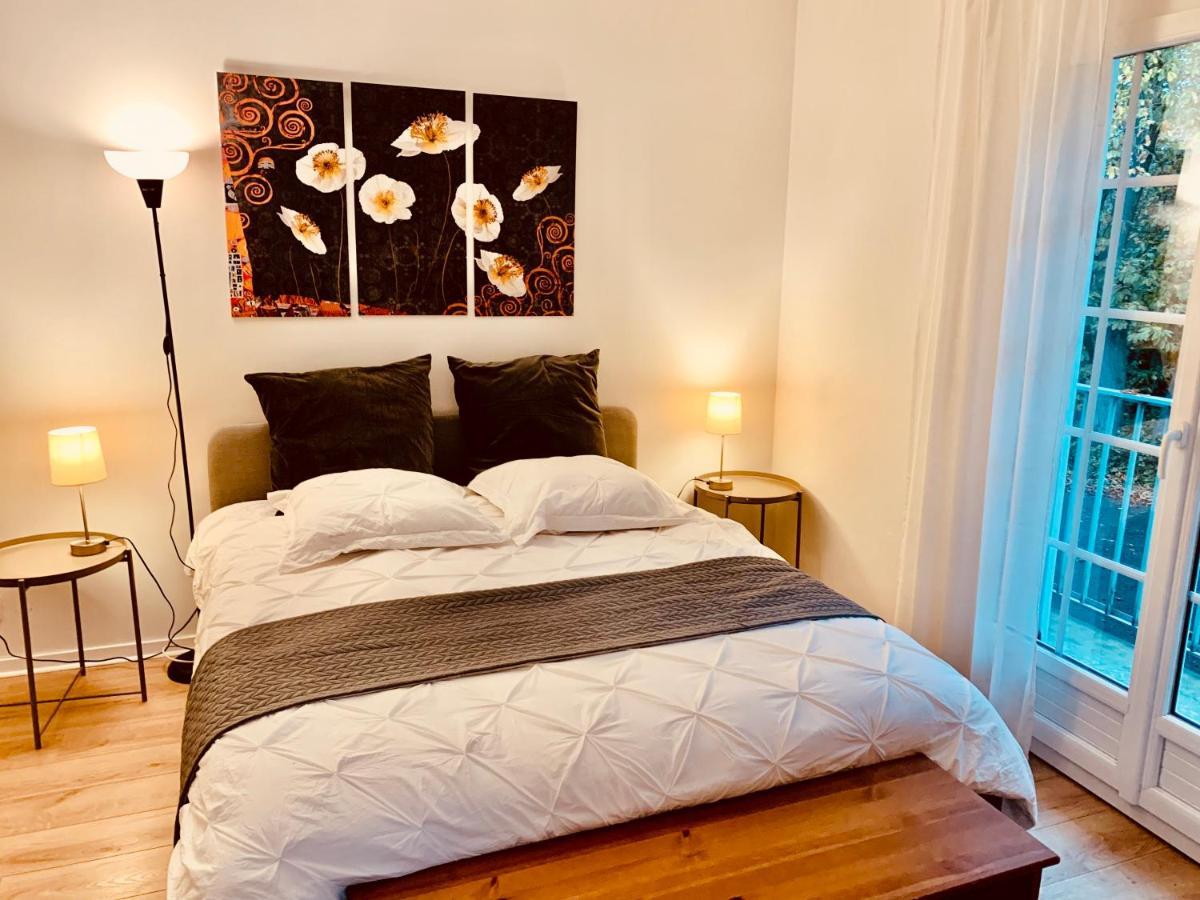 Bed and Breakfast Parc De Buc Buc  Esterno foto